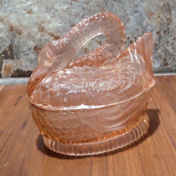 VTG Pink Glass Nesting Swan Covered Trinket Oval Candy Dish Peach Translucent - Picture 3 of 15